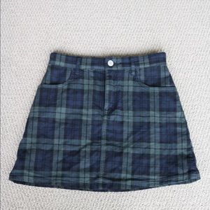 BRANDY MELVILLE PLAID SKIRT